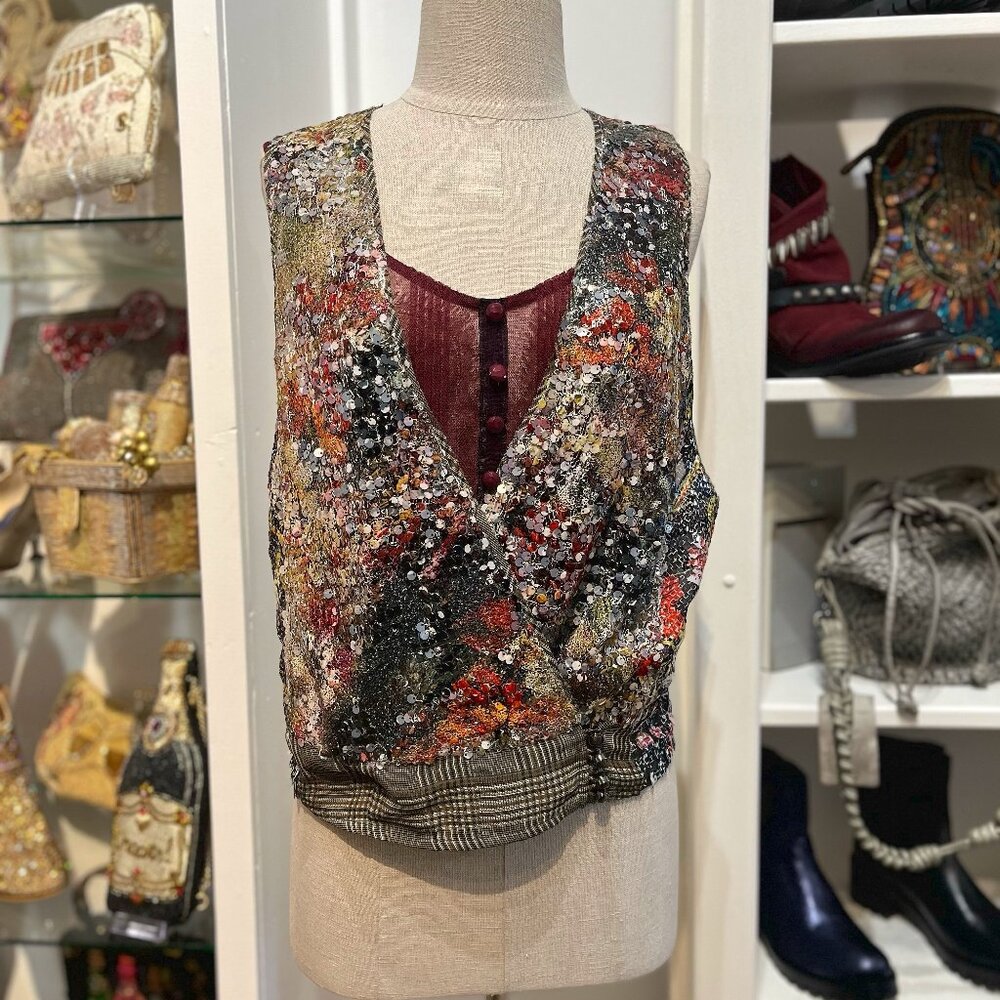 PIERRAFONDS VEST